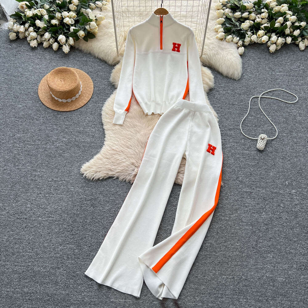 Casual Sports Suit For Women Autumn Design Color-Block Letter Embroidery Stand Collar Half-Zip Knitted Top Wide-Leg Pants