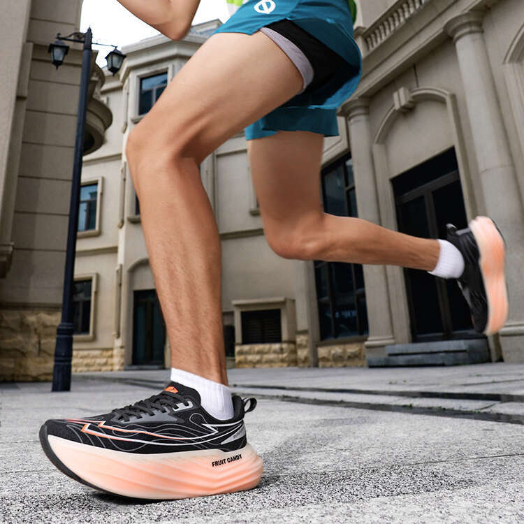 Luxury Sports Shoes 2026 New Breathable Mesh Running Shoes Versatile Super Popular Men's Niche designer Shoes Casual sneakers