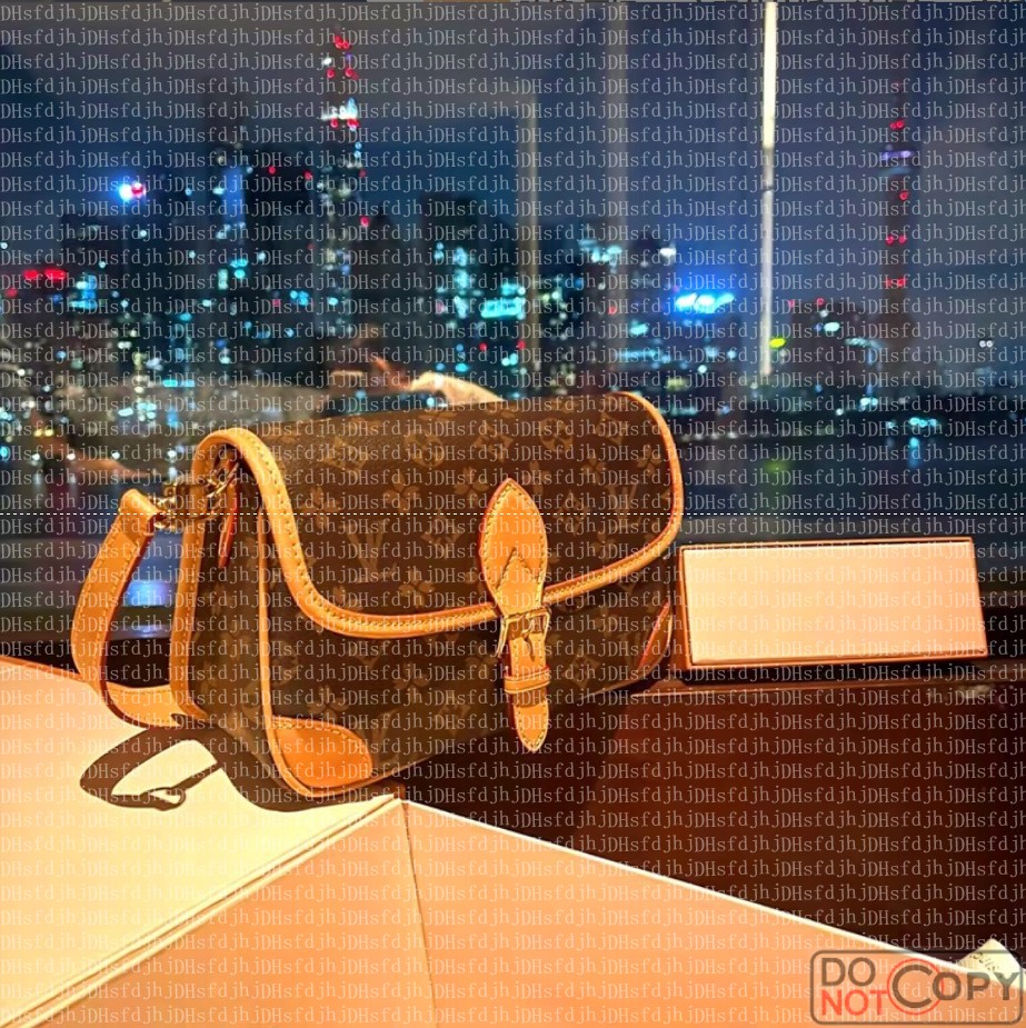 Top Tier Womens Mini Square Bag CF Real Leather Medium Caviar Lambskin Quilted Purse Small Double Flap Black Shouler Box Bag Luxury Designer bags