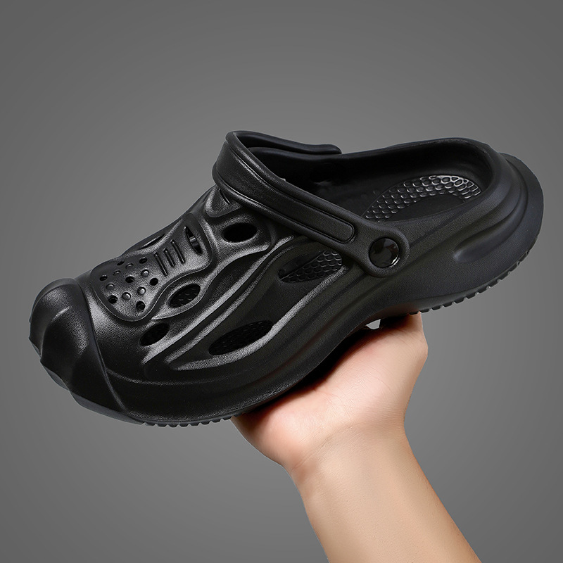 2026 new summer breathable sandals for outdoor home thick soled water flat slippers for men and women