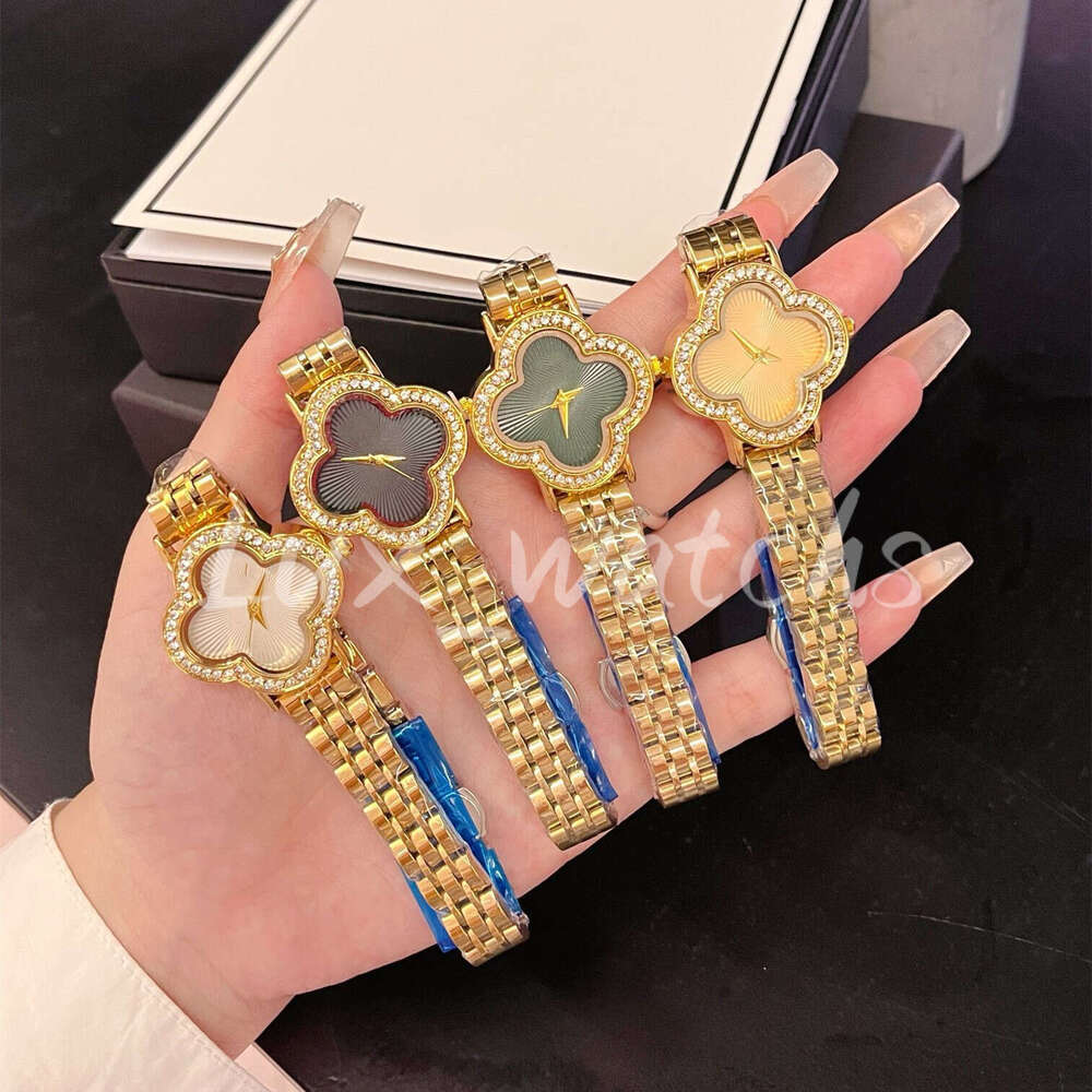 Vanly Cleef watch designer Four Leaf clover watches Starry Sky Full Diamond Dial Fashion Trend Steel Band Three-hand Quartz Wholesale Women's Watch