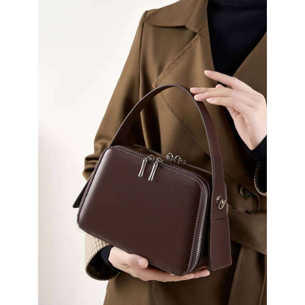 Luxury Shoulder Bags Totes Hobo YANATARI Underarm Leather Handbag Women S Retro Bag Crossbody High Quality SENYY