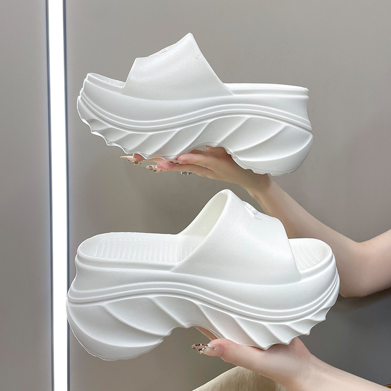 Hot Free Shipping Slippers summer cool thick soled slippers that can be worn by both men and women platform sandals Comfortable fit Polished Graceful 