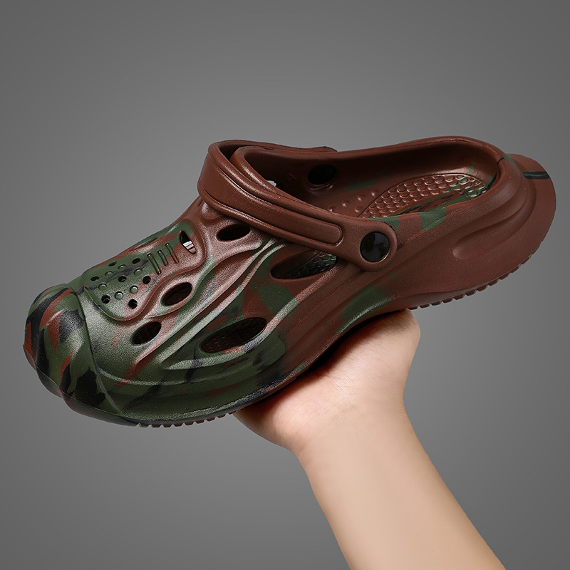2026 new summer breathable sandals for outdoor home thick soled water flat slippers for men and women