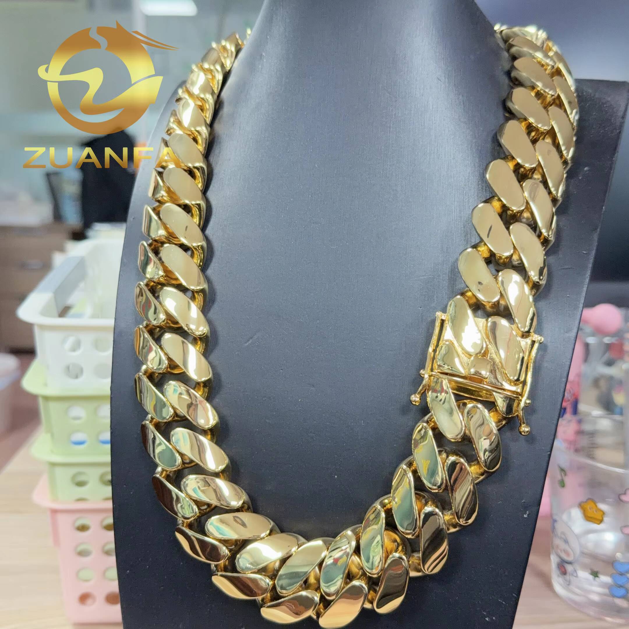 Zuanfa Hip Hop Jewelry 18k Gold Plated Big Size 30mm Miami Cuban Link Chain Brass Cuban Men Cuban Chain