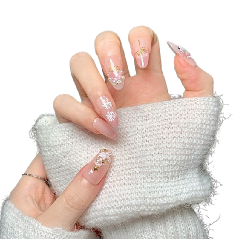 Elegant Purely Made Winter Themed Nail Art Stickers with Exquisite Design