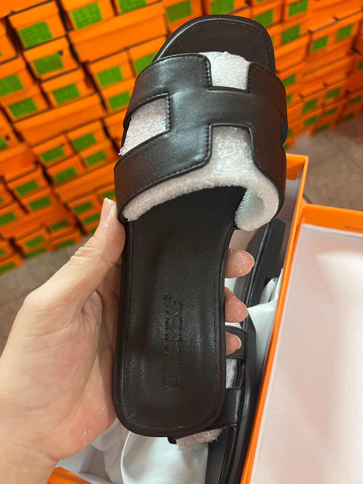 designer Shoes soft-soled slippers Crystal Slippers Home Slippers women's flat slippers leatherand Rubber Flats slides sandals Summer Beach lightweight Shoes