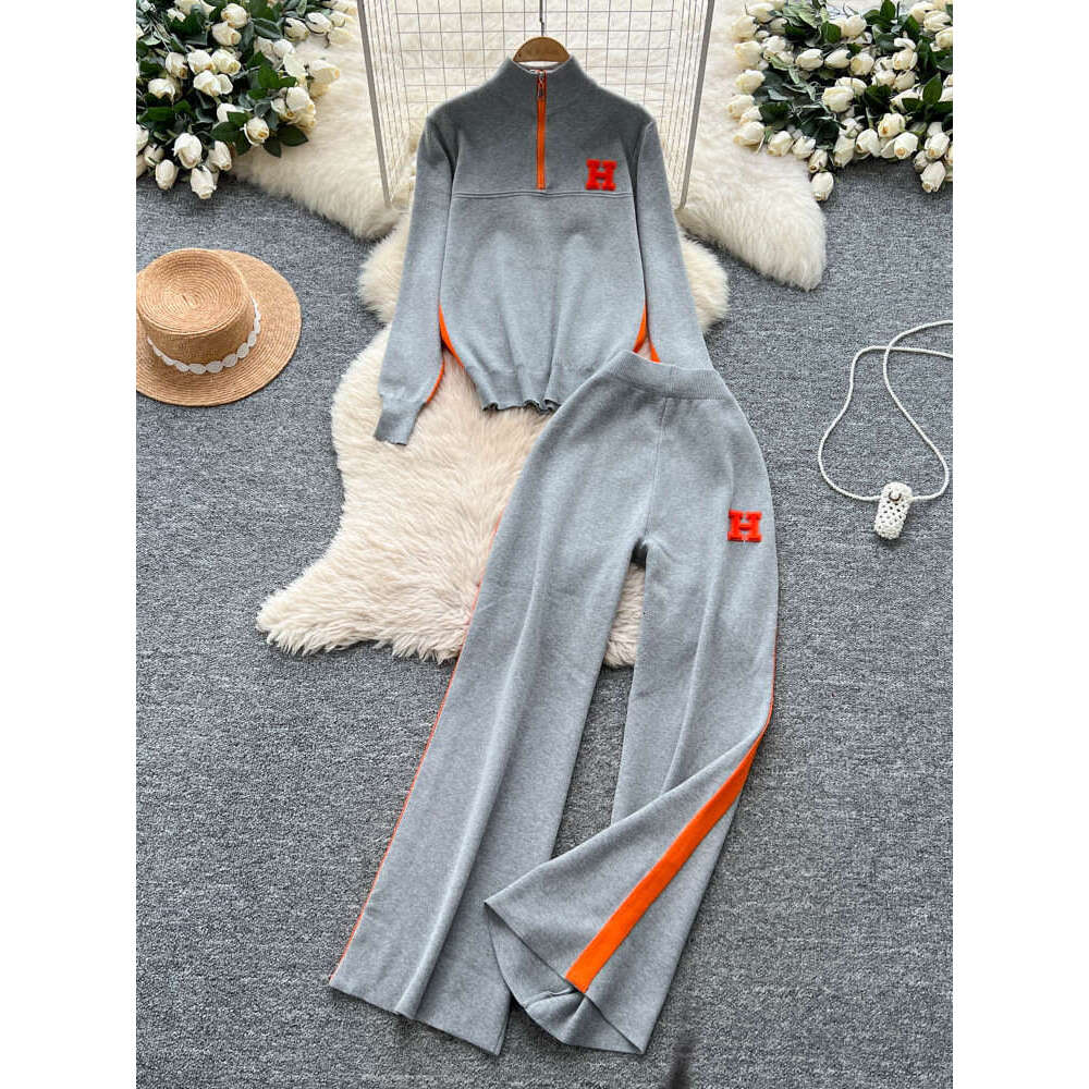 Casual Sports Suit For Women Autumn Design Color-Block Letter Embroidery Stand Collar Half-Zip Knitted Top Wide-Leg Pants