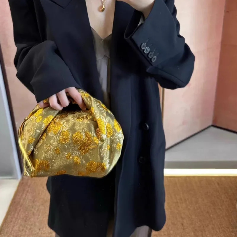 Gold Patterned Women Handbag 2025 n Womens Bag Pleated Cloud Bag Fashion Satins Dumpling Bag Female Sac All-match 260112