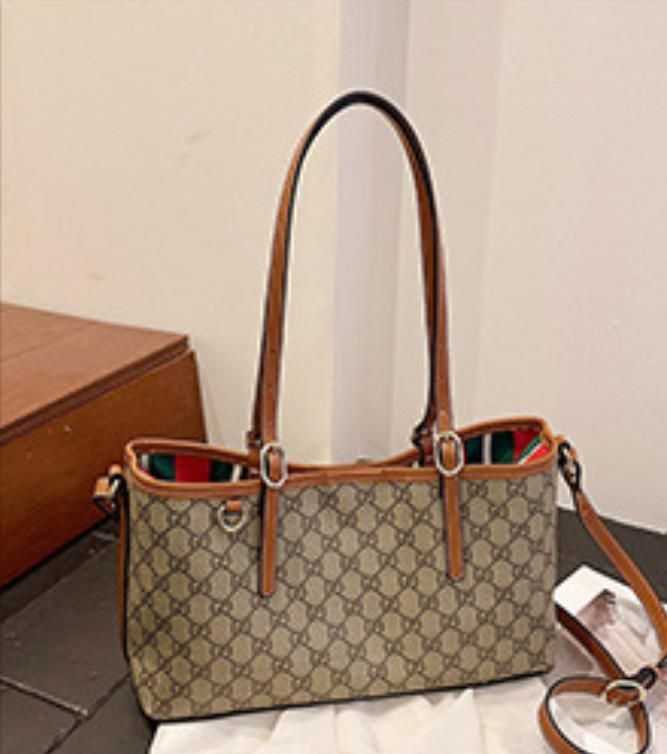 Designer Tote Bag Genuine Leather Women Handbags Tote Beach Handle Bag Tote Bag Fashion Handbag Shoulder Travel Crossbody Casual Totes