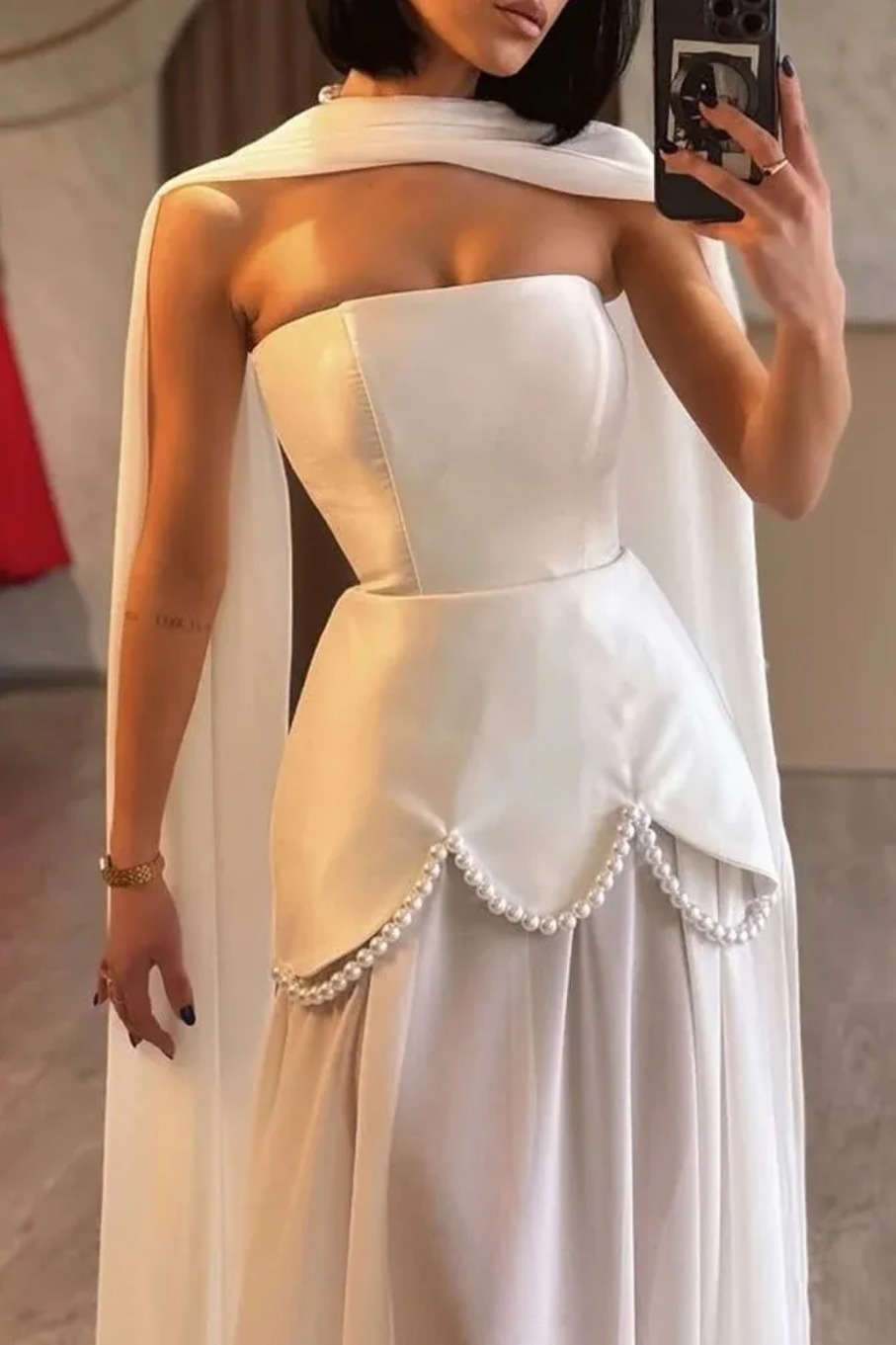 Special Design Petal Skirt Prom With Pearls Decor Satin Strapless Women Formal Occasion Evening Gowns Fishtail Floor Length White And Black Maxi Dress