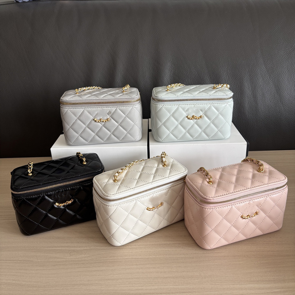 26CC chain crossbody bag for women makeup bag 10a Designer Bags Chain small Cosmetic Bags & Cases handbags women Fashion shopping shoulder bag totes coin purse