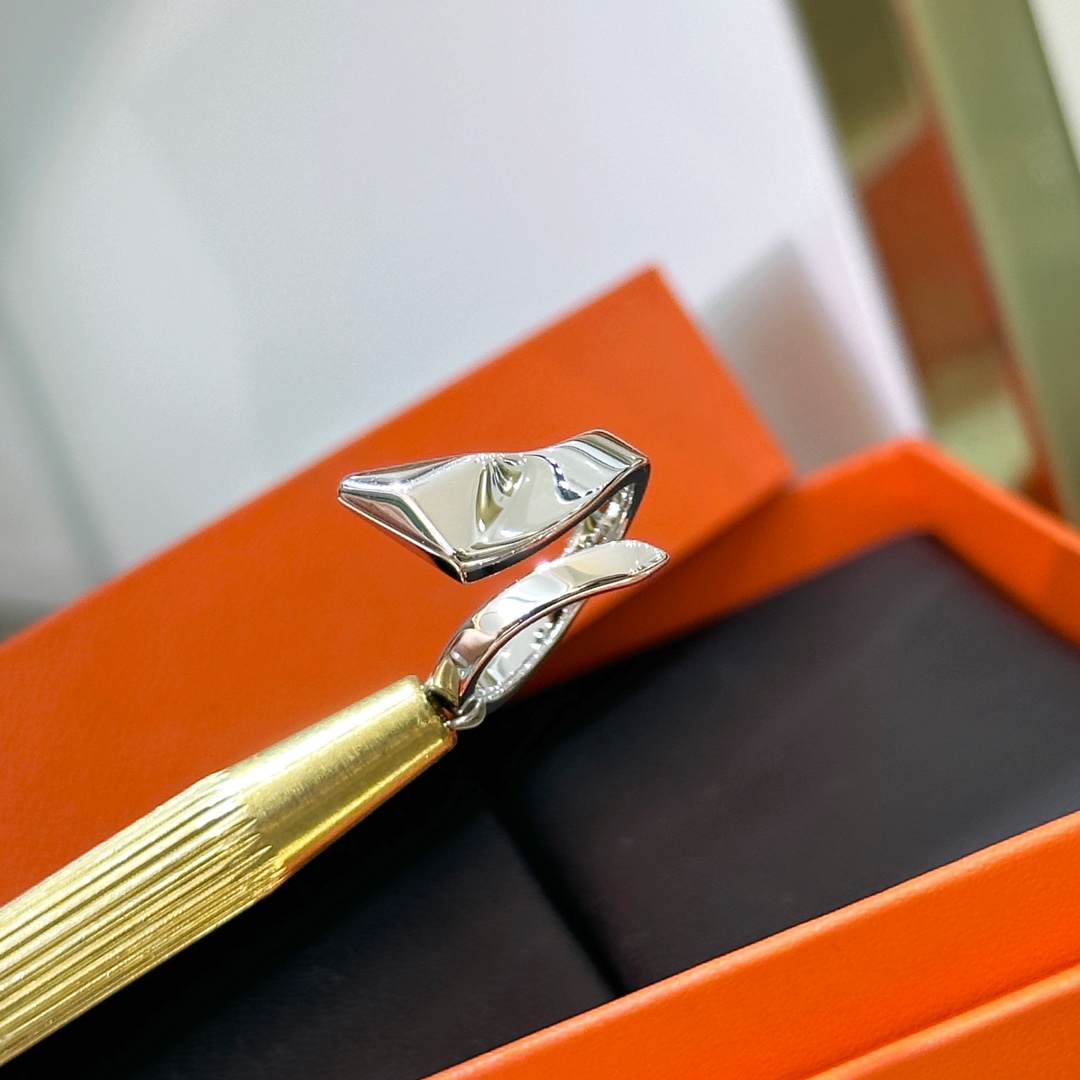 Top Rings Women's D… - image