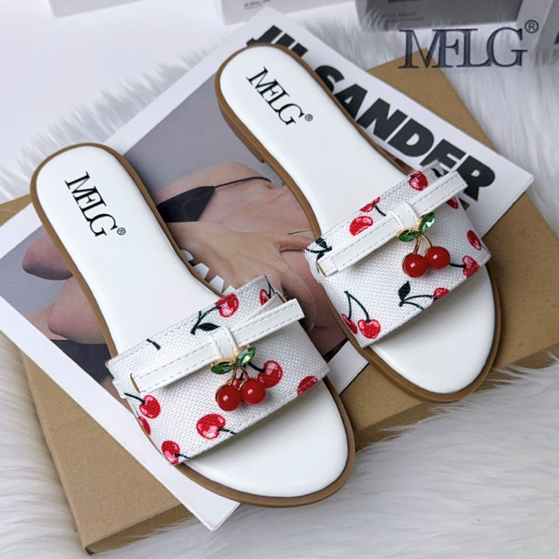 MFLG 2026 New Women's Fashion Cherry Rhinestone Buckle Flat Premium Slippers Luxury Slip-On Slipper 37-42