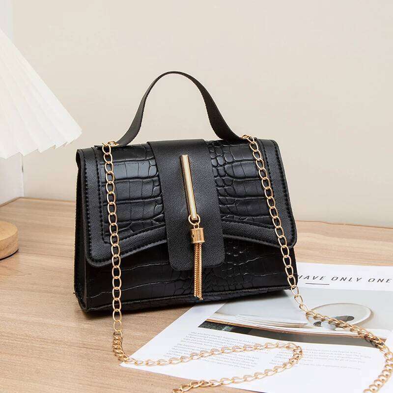 Xijiangren Fashion PU Leather Bags For Women Alligator Pattern Armpit Handbag Tassel Female Chain Small Underarm Messenger Bag Purse