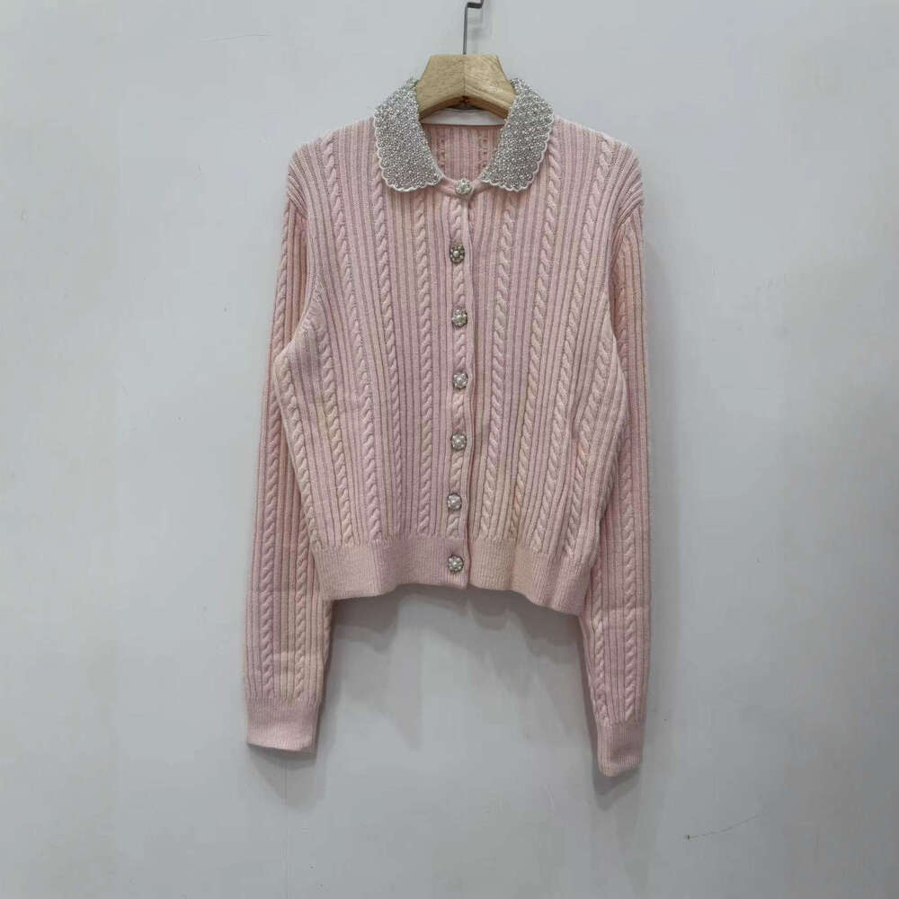 2026 early autumn French elegant style sweet beaded collar knitted long-sleeved cardigan top