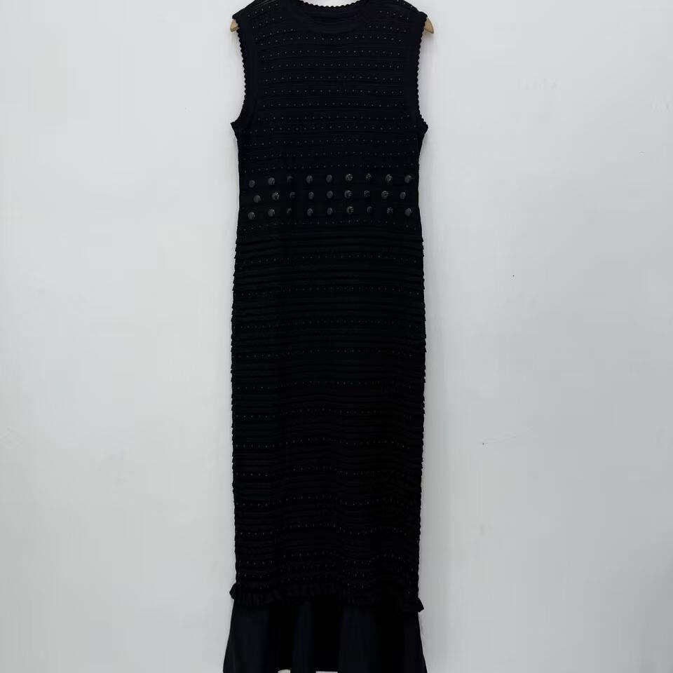 2026 Autumn New French Elegant Style Beaded Waist-Cinching Knitted Mermaid Tank Dress