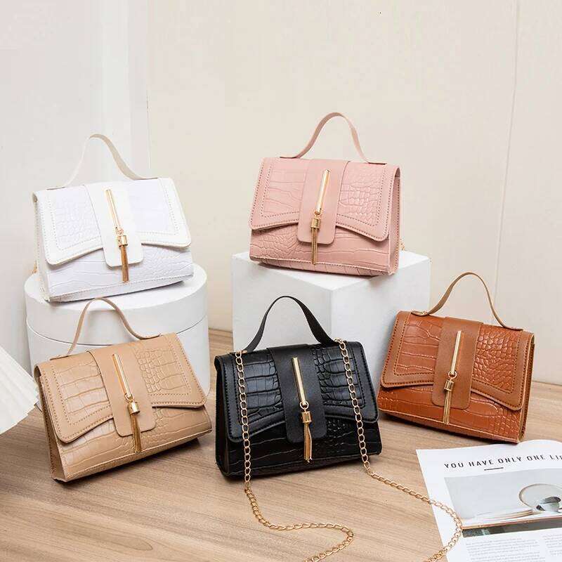 Xijiangren Fashion PU Leather Bags For Women Alligator Pattern Armpit Handbag Tassel Female Chain Small Underarm Messenger Bag Purse