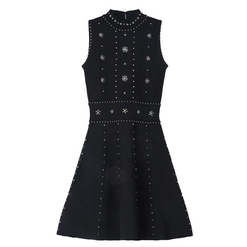 French Niche 2026 Autumn Handmade Beaded Sequin Ruffle Waist-Cinching Knitted Little Black Dress