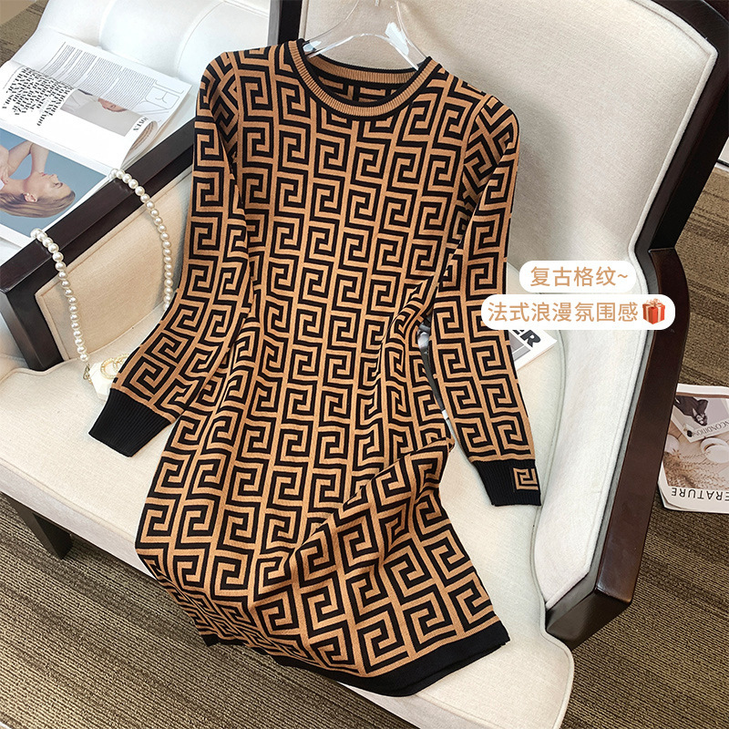 Luxury Brand Designer Clothes 2024 Autumn Winter New Slim Fit Jacquard Long Sleeve Knitted Dress For Women Elegant Waist-Cinching Bodycon Dress Wholesale