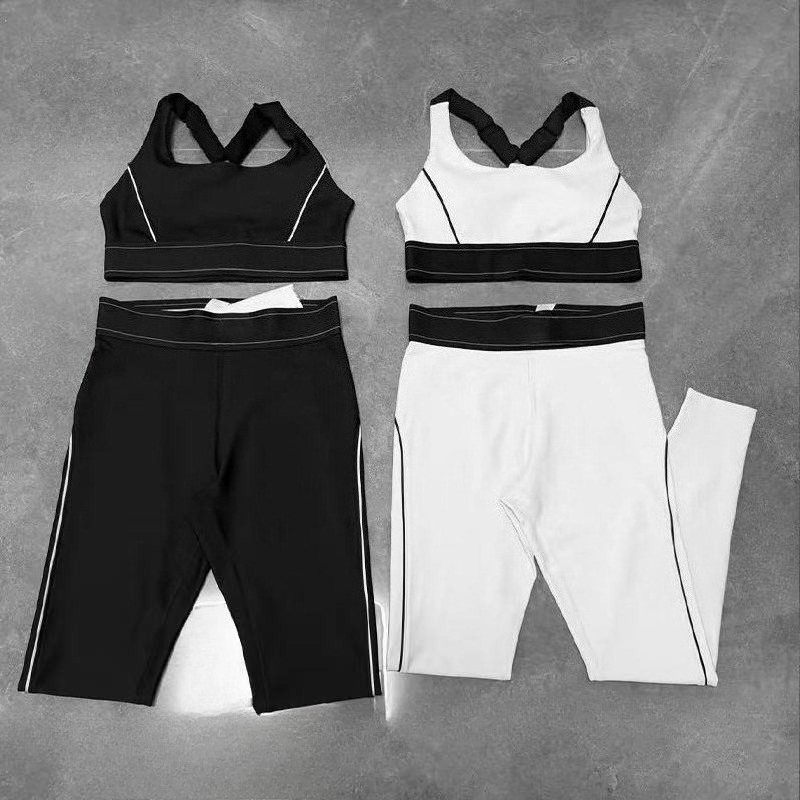 Designer Yoga Set Womens 2 Pieces Sports Bra Tank Top+Leggings Suit Up Bra Straps Medium Support Gym Outfits High-rise Running Sweatpants Dance Pilates Muse Suits