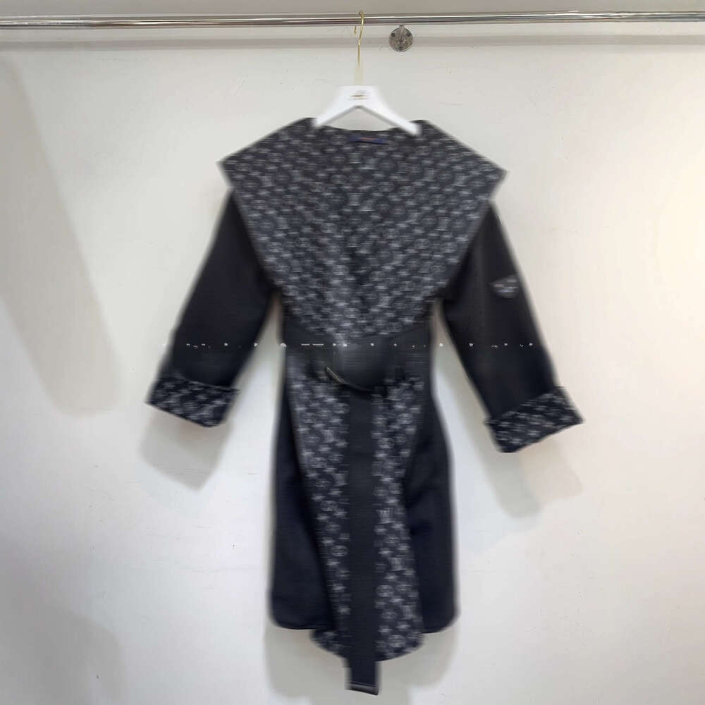 Lvs jacket Hot Selling Autumn Winter vuittonjacket Reversible Coat V band letter Exquisite Versatile Knitted Sweater High-End Mid-Length Women's New Style