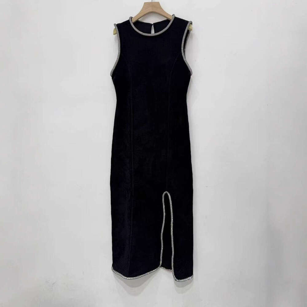 French Elegant 2026 Autumn Winter Hepburn Style Slit Slim Knitted Vest Dress for Women
