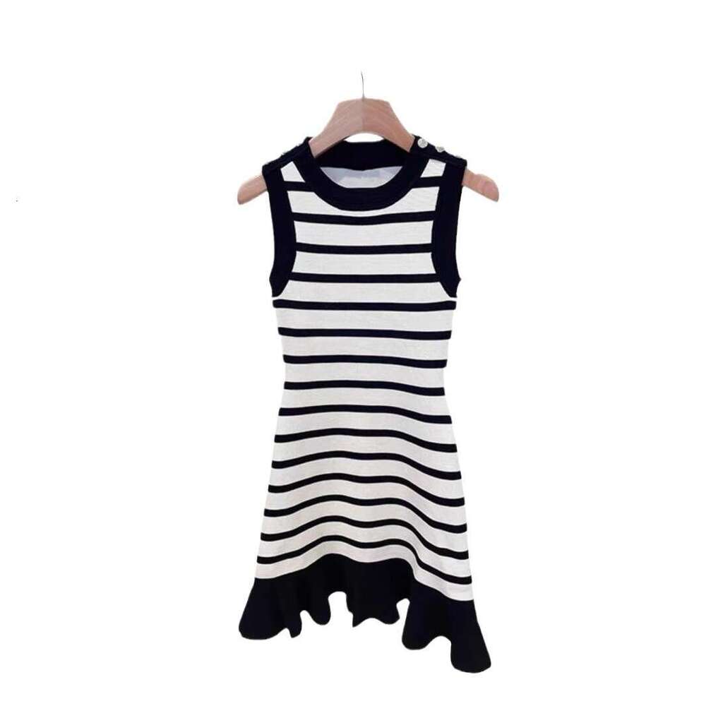 S French Niche 2026 Early Spring Elegant Shoulder Buckle Striped Bodycon Mermaid Knitted Dress for Women