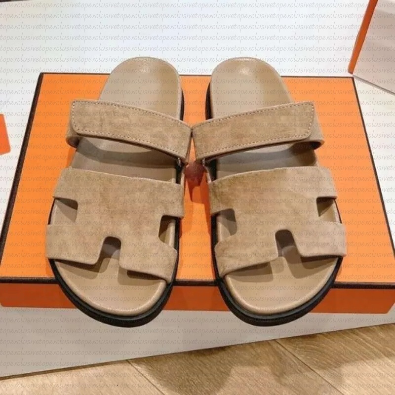 Chypre Sandals Designer Leather Women Man Slides Oran Sandal Summer Flat Shoes Fashion Beach Chypre Slippers Letter Outdoor Indoor With Box 35-47