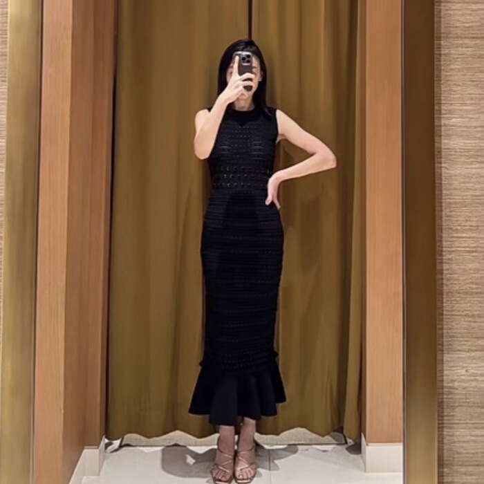 2026 Autumn New French Elegant Style Beaded Waist-Cinching Knitted Mermaid Tank Dress