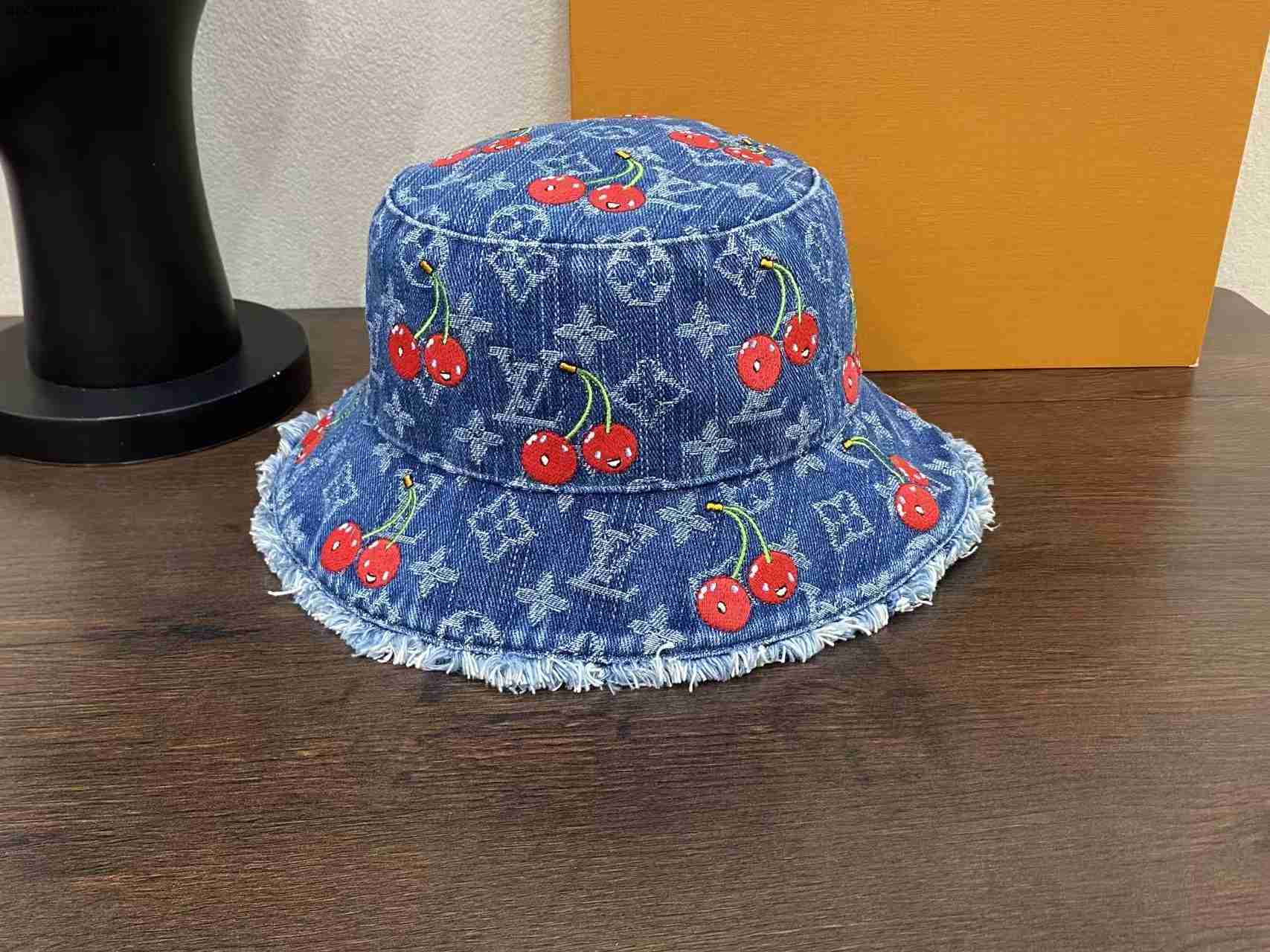 Wide Brim Hats Buck… - image