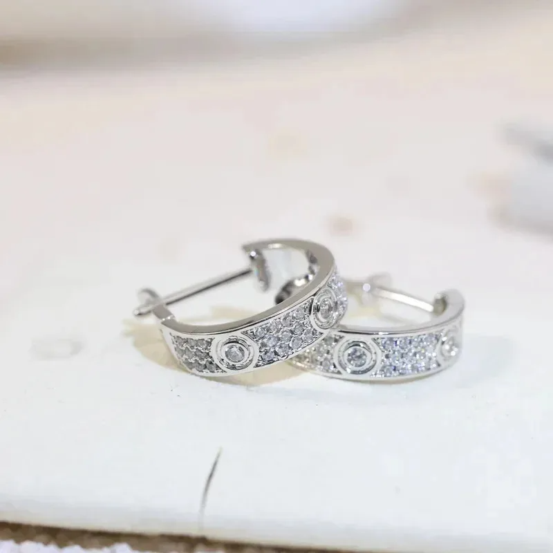 Earrings Designer luxury earring gold Small Circle for Women New Hot Selling High End Elegant Simple Hoop Earrings Clips Ear Jewelry