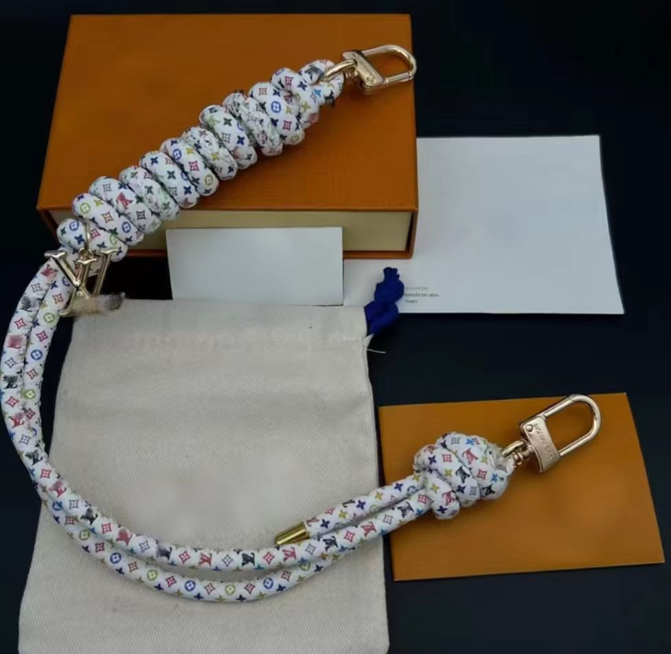 2026 New Arrival Luxury metal Paris V Script Chain Bag Charm fashion House designer classic Takashi Murakami White Multicolore