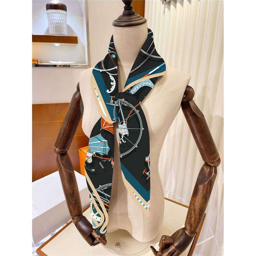 90Cm Square Women's Design Twill Silk Shawl Blanket, Luxurious Bandana Fashion Scarf, Headscarf Blanket