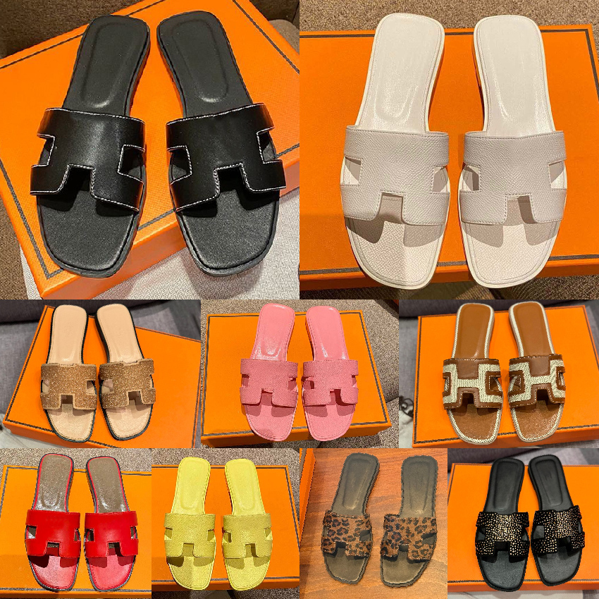 Designer pattern fabric slides women fashion sheepskin palm print leather buckle strap sandal flat heel comfortable slipper outdoor beach slider 2026 With Box
