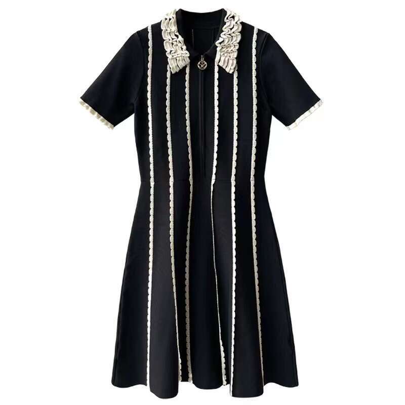 French Elegant S Brand 2026 Autumn Winter Color Block Vertical Stripes Wave Zipper Knitted A-line Dress