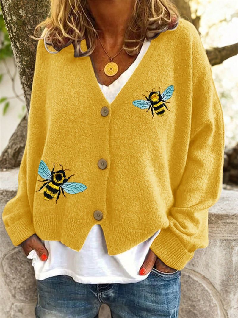Luxury Brand Designer Clothes 2025 Autumn Winter Fashion Street V-Neck Animal Pattern Design Knitted Cardigan Sweater For
