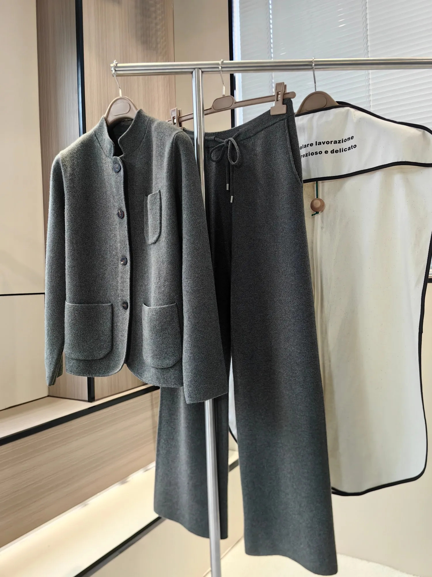 25 Womens High Qual… - image