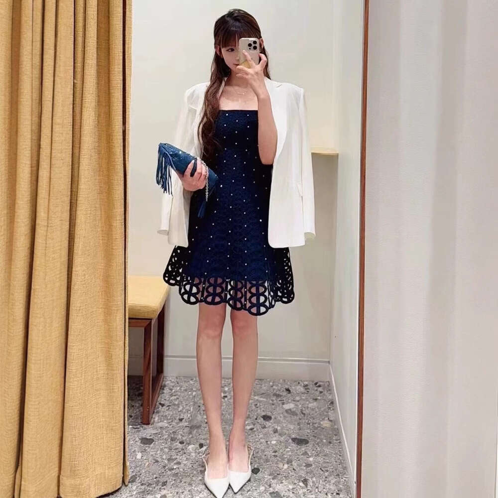 French Elegant 2026 Early Spring New Style Temperament Square Neck Strap with Rhinestone Hollow Slim Knitted Dress for Women