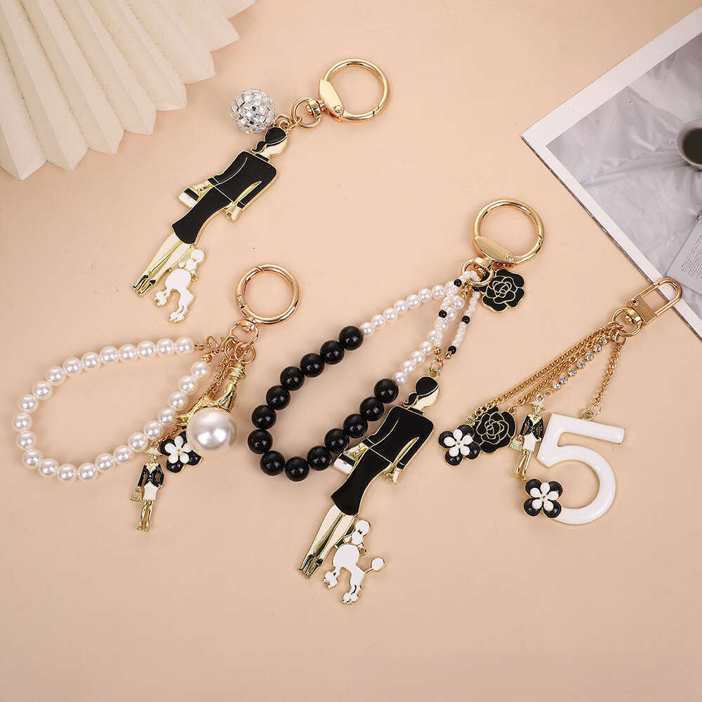 Elegant Bag Charm Keychain Camellia & Number 5 Pendant for Women Handbag & Car Decoration