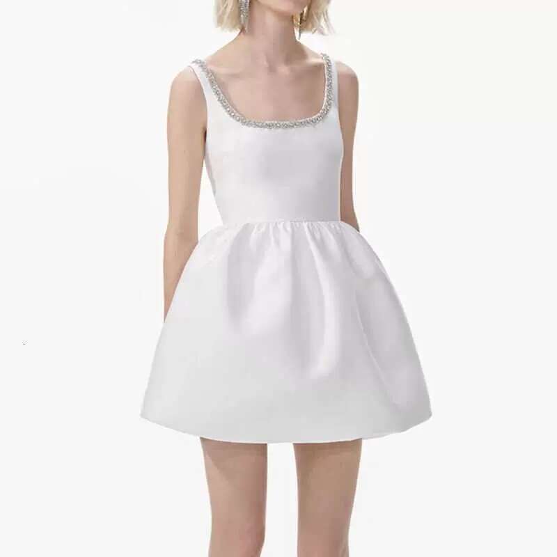 2026 Spring Summer New Niche Design Pure White Diamond Embellished Strap Flower Bud Waist-Cinching Puffy Short Dress
