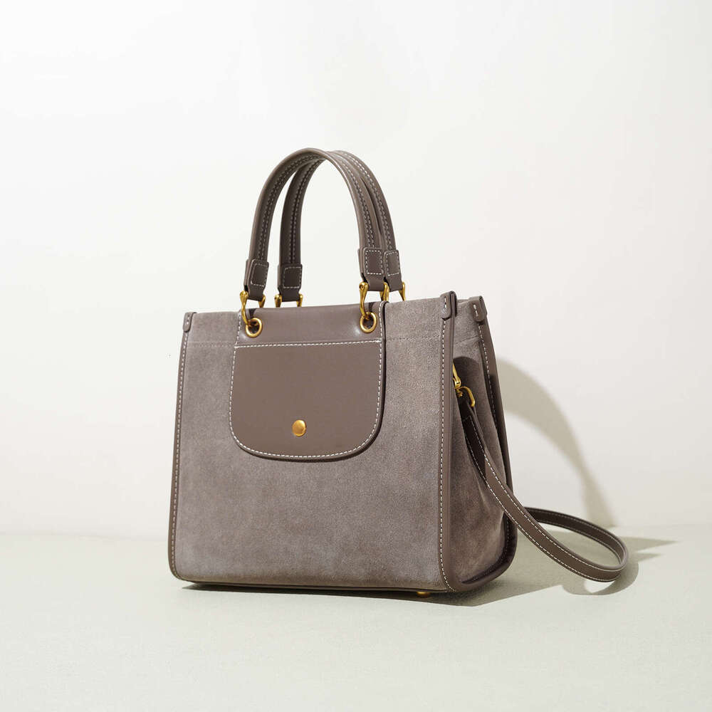 Luxury Shoulder Bags Totes Hobo New Handheld Tote Single Design Women Korean Style Niche Briefcase Crossbody Commuter Bag SENYY