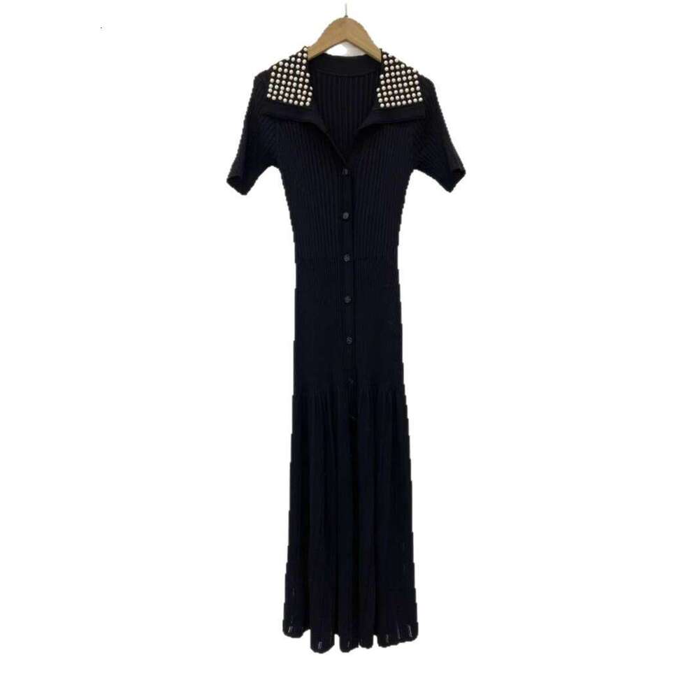 2026 Early Spring New French Elegant Beaded Collar Black Slimming Commuter Long Knitted Dress for Women