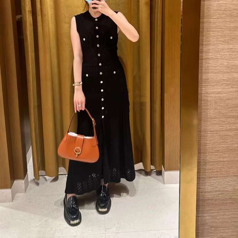 French Style S Brand 2026 Spring Summer New Round Neck Sleeveless Knitted Dress Mid-Length