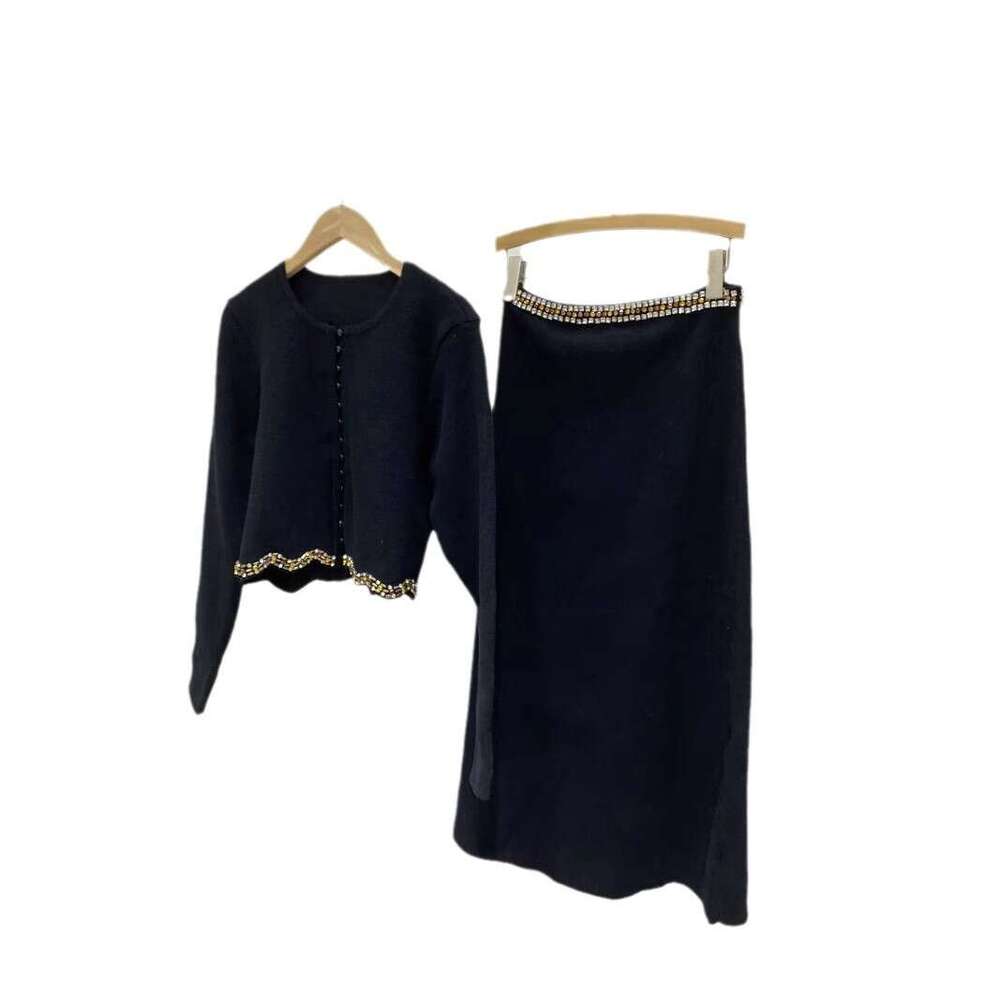 2026 Autumn New Women's Elegant Black Diamond Brushed Knitted Cardigan Skirt Set