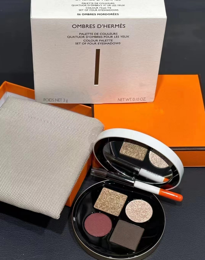 Eye Shadow 4 in 1 OMBRES POUR LES YEUX COLOUR PALETTE SET OF FOUR EYESHADOWS Natural 6 Colors Ombre Petal Ombre Vegetal 0mbre Fauve Ombre Marine Ombre Fume Ombre Mordre