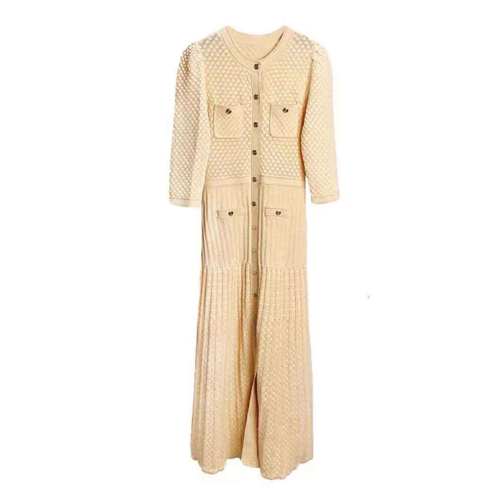 French Niche 2026 Early Spring New Solid Color Sleeve Round Neck Single-Breasted Knitted Long Dress for Women S