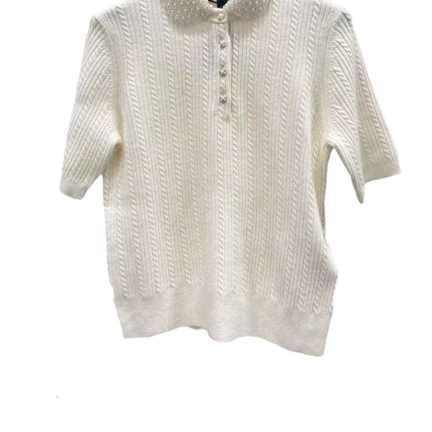 2026 Early Spring Women's Fashion French Niche Style Diamond Embellished Turn-Down Collar Solid Color Short Sleeve Knitted Sweater