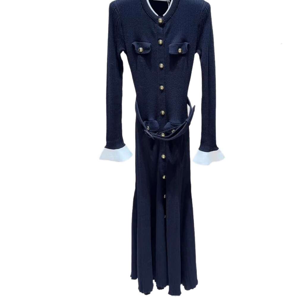 2026 Autumn Winter New French Niche Style Elegant Fashion Slim Fit Single-Breasted Long Sleeve Dress