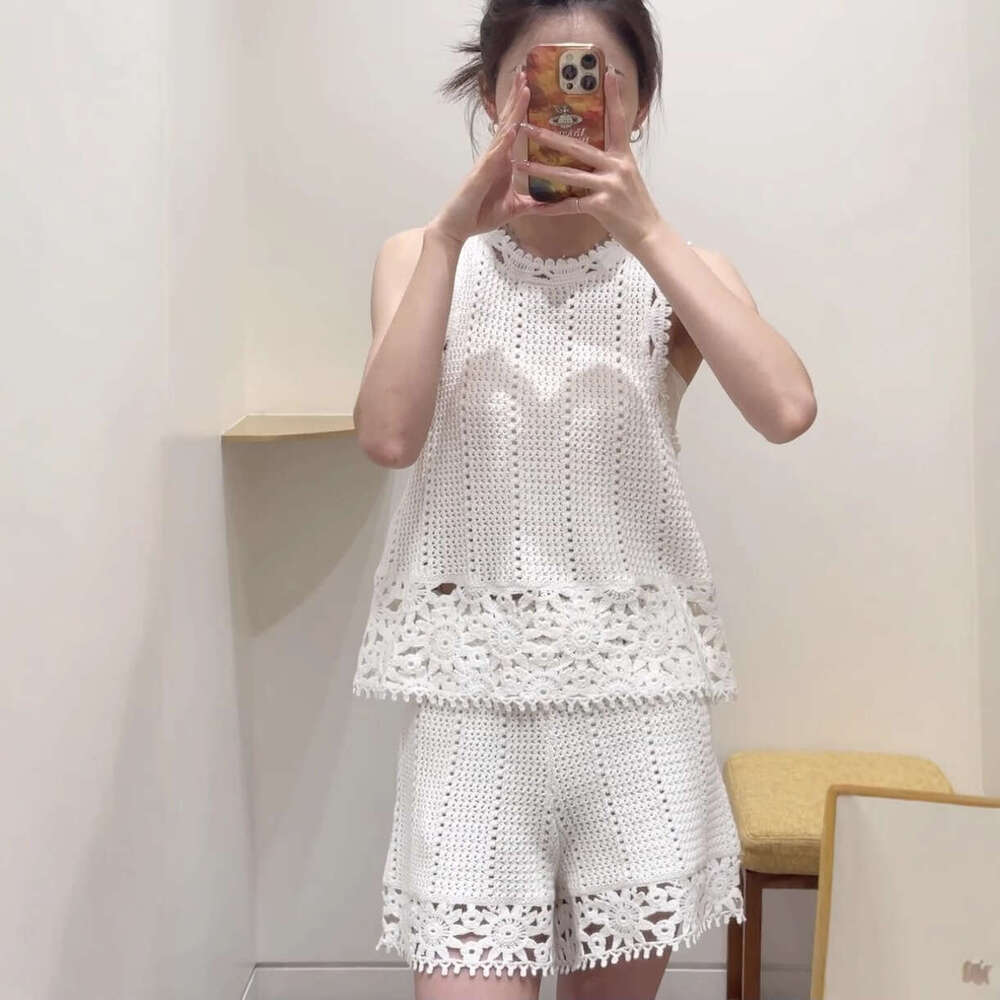 French Elegant 2026 Spring Summer New Crochet Sunflower Hollow Sleeveless Knitted Top + Shorts Set for Women